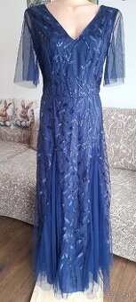 Dlhé spoločenské šaty