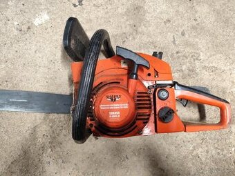 Benzinova retazova pila