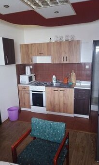 POPRAD dlhodobý prenájom 4 izby 2 kupelne