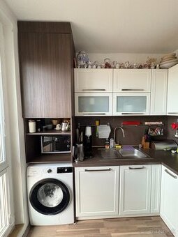 kuchynská linka 240x200 cm