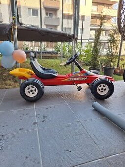 Detské šlapacie autíčko