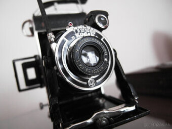 Starý fotoaparát Kodak Junior 620
