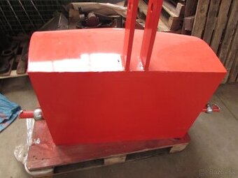 Predné závažie do prednej hydrauliky na Zetor