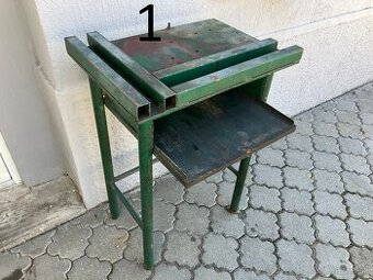 Stojany na stolovú brúsku alebo vrtačku