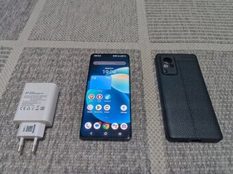 Predám alebo vymením vivo x60 pro 256GB/12GB zeiss objektívy