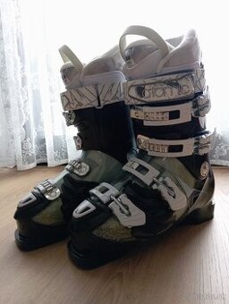 Lyžiarky Atomic dámske