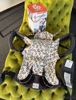 Nosič pre novorodencov ERGOBABY Adapt