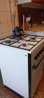 plynový sporák Mora 1101