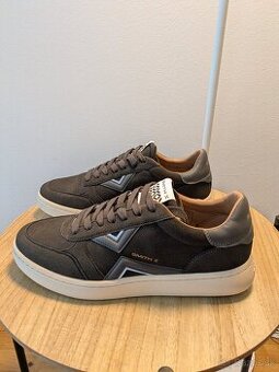 Alexander Smith Sneakers