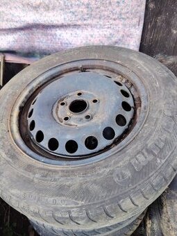 Predám plechové disky r15