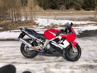 Honda CBR 600 F