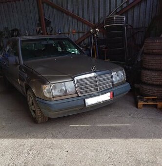 Mercedes W124