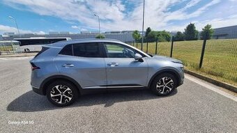 Kia Sportage 1.6 Benzín+HEV Gold (2022)–hybrid,automat