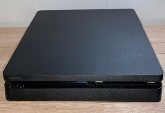 Playstation 4 slim