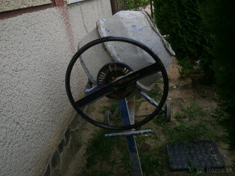 miešačka na 220v