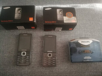 mobilny telefon