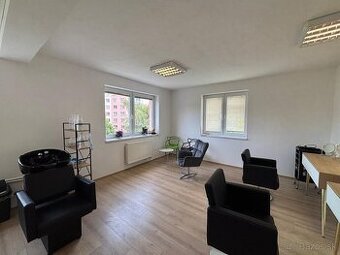 Ponúkame na odstúpenie obchodný priestor v Poprade