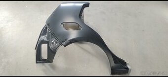 VW GOLF 7, PRAVÝZADNÝ BLATNÍK.