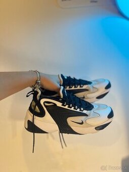 Nike Zoom 2K Black and White tenisky