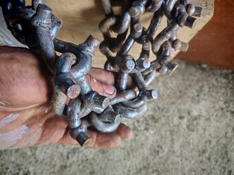 Hrotove reťaze záberove reťaze