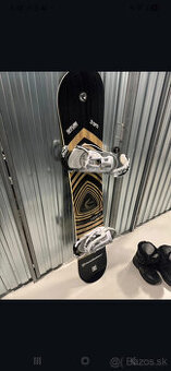 Predám Snowboard