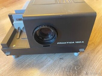 Diaprojektor Praktica 150A + ram na diapozitivy