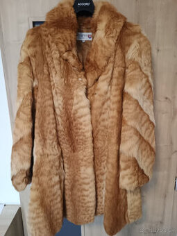 Pravý kožuch z líšky.