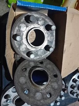 Rozširovacie podložku 5x120 VW 15mm 2kusy
