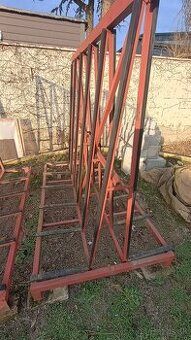 Stojany na sklo alebo okná