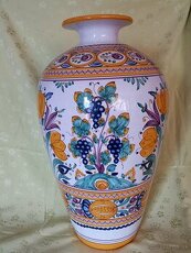 Vaza v. 52 cm,Modranska keramika