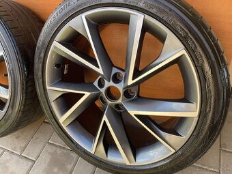 VEGA  orig.skoda Superb3V  5x112  8j x19   ET 44 VW 235 40 R