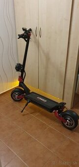 Elektrická koloběžka 3200wat X tron x10