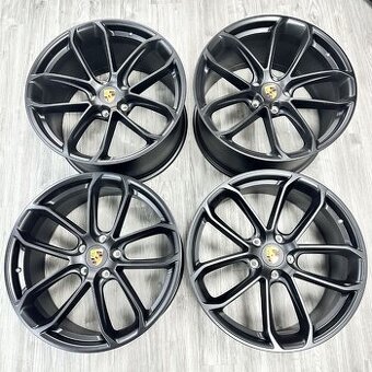 Predám originál disky Porsche Cayenne Turbo Coupe GT R22