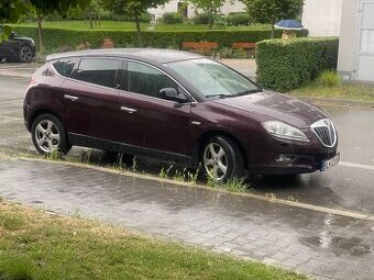 Lancia Delta 3 2,0 121kW M6 r09 321tis