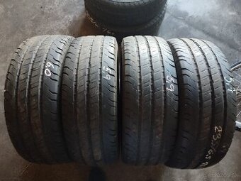 235/65 r16c Continental