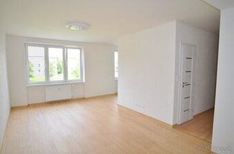 2-izbový byt v centre na predaj