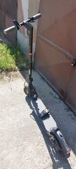 Predám kolobezku segvay ninebot F40 - 1