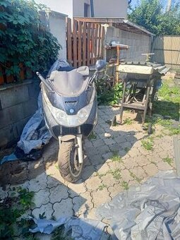 Piaggio x8 125