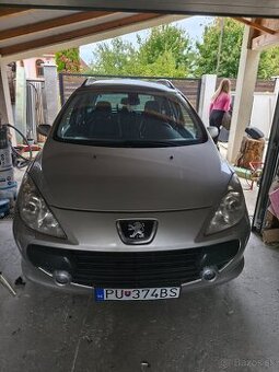 Peugeot 307sw 2.0 100kw hdi plná býva