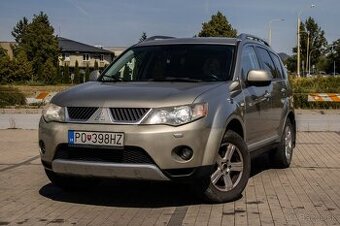 Mitsubishi Outlander 125kW (2008).