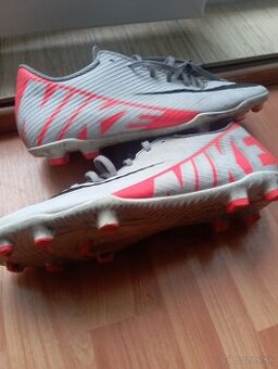 Kopačky Nike Mercurial č.40