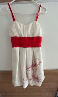 Kratšie spoločenské šaty