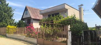 Predám celoročne obývateľnú murovanú vínnu chatu