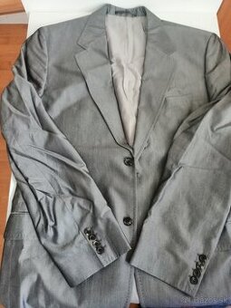 HUGO BOSS krasny pansky oblek  L..XL. c.52