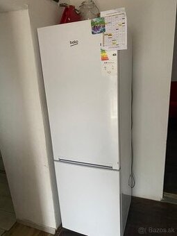 Chladnička s mrazničkou