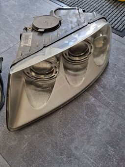 Xenony, bixenony, predné svetlá VW Touareg - 1