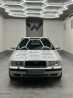 Youngtimer Škoda Octavia 1 1.8 20V, SLX