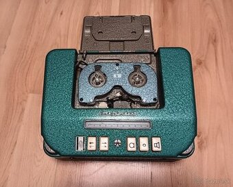 RETRO DIKTAFÓN TESLA