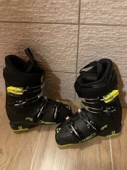 Predám lyžiarky zn.FISCHER RC4, čierne, veľ. 25,5