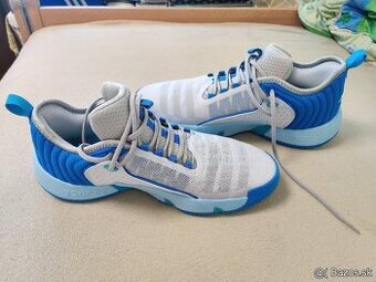 Preedám nové nepoužité tenisky Adidas Trae Unlimited.